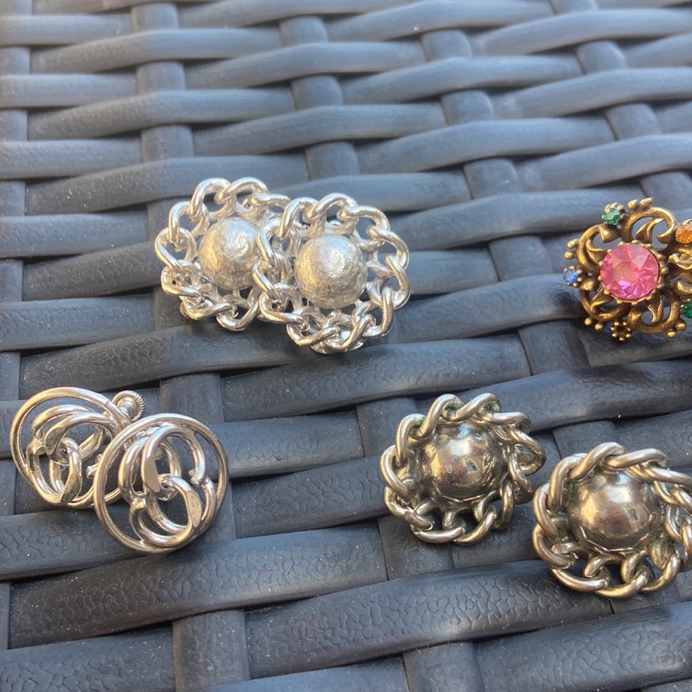 Vintage Clip on Earrings pearls circa 1960’s - Picture 5 of 5
